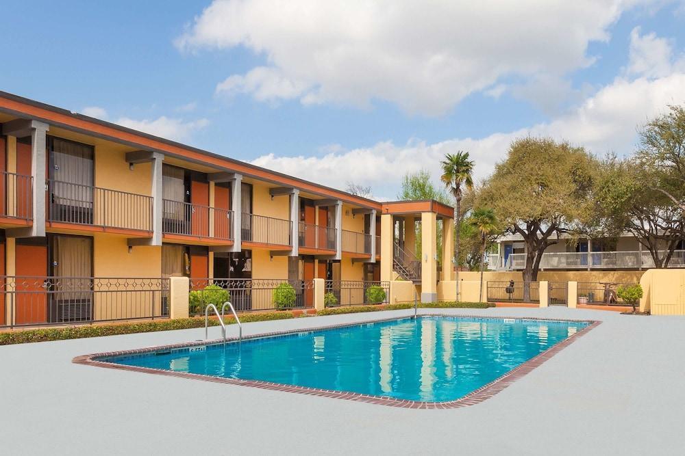 Quality Inn Cedartown Exterior foto